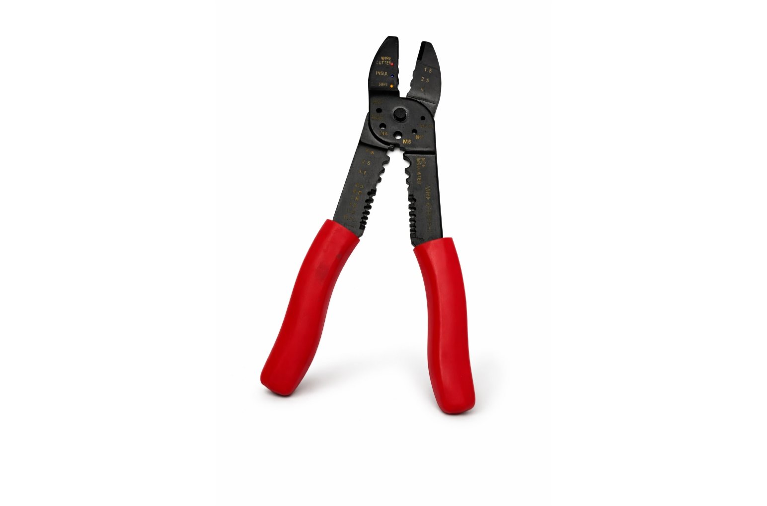 قاشطة وكابسة ترامل